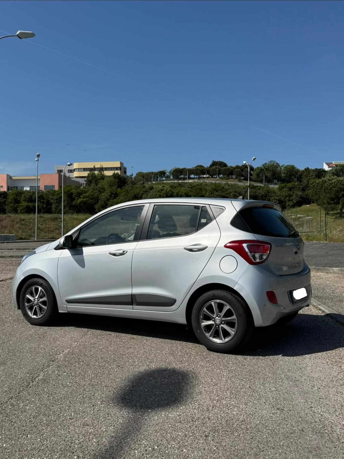 hyundai-i10-1-0-blue-2014-gasolina-998cc