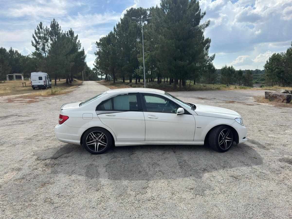 mercedes-benz-classe-c-c-250-cdi-blueefficiency-2011-diesel-2143cc