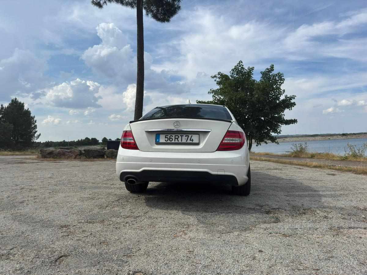 mercedes-benz-classe-c-c-250-cdi-blueefficiency-2011-diesel-2143cc