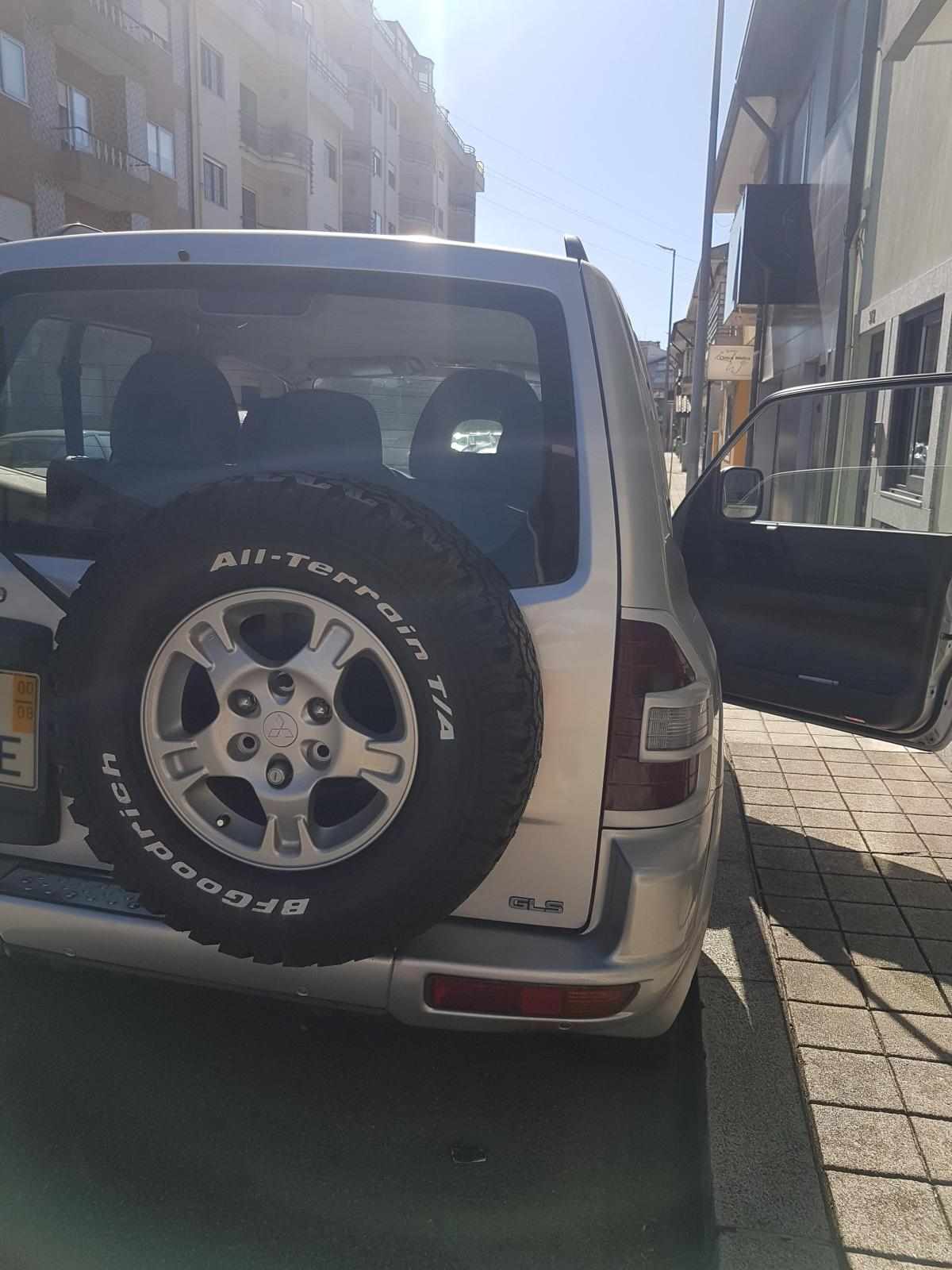 mitsubishi-pajero-3-2-di-d-4wd-2000-diesel-3200cc