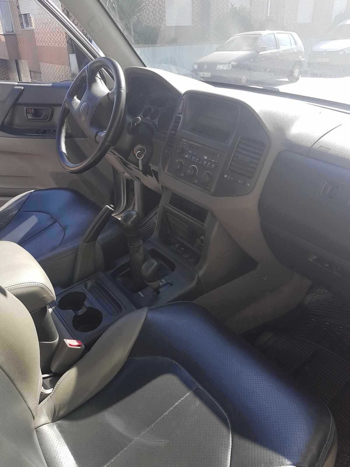 mitsubishi-pajero-3-2-di-d-4wd-2000-diesel-3200cc