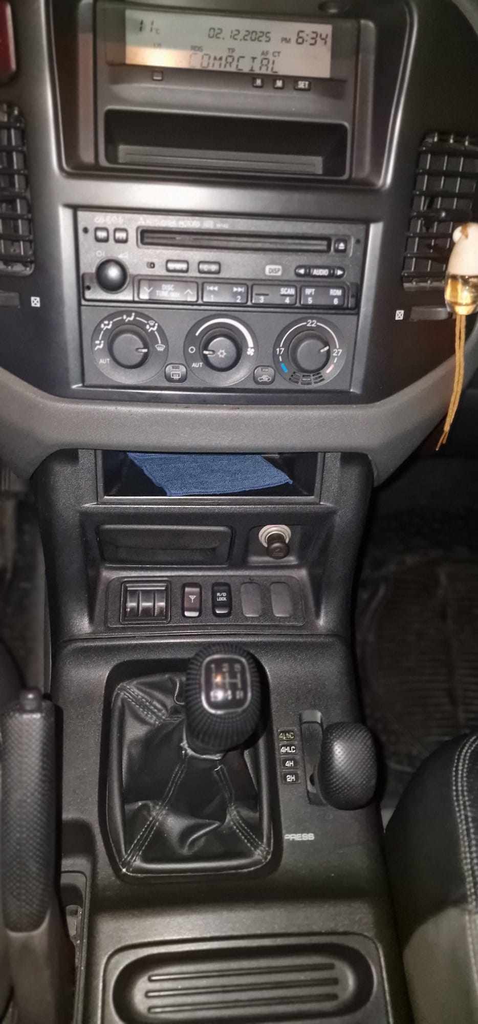 mitsubishi-pajero-3-2-di-d-4wd-2000-diesel-3200cc