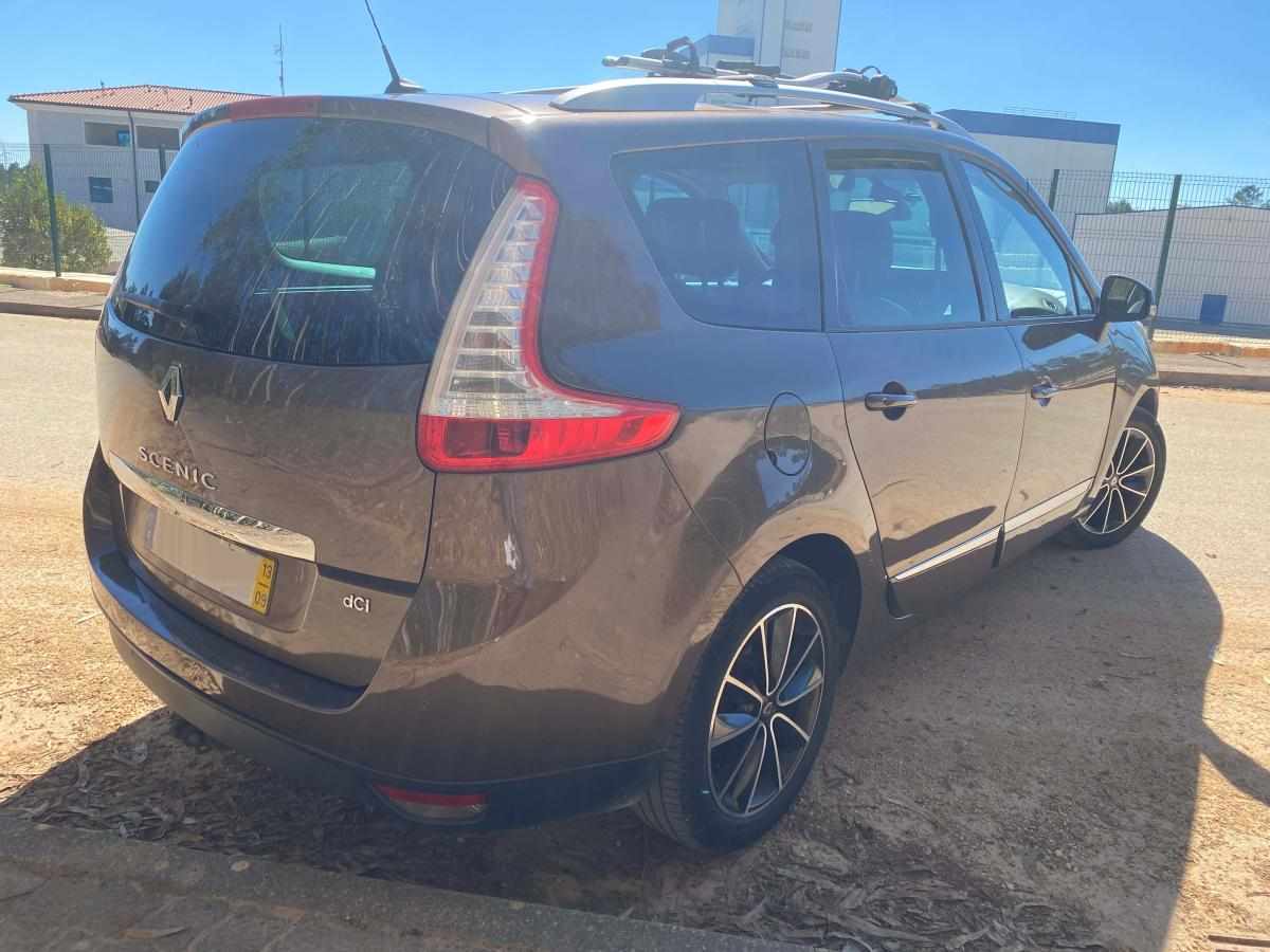 renault-scenic-1-6-dci-2013-diesel-1598cc