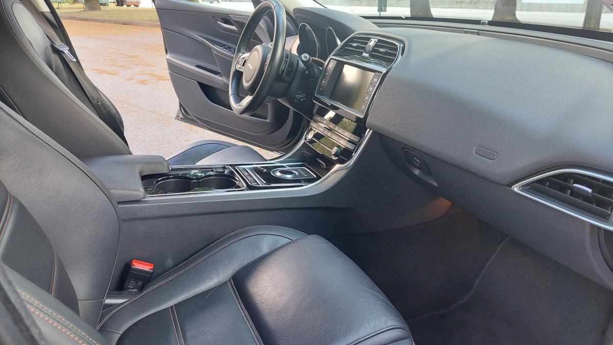 jaguar-xe-20d-2017-diesel-1999cc