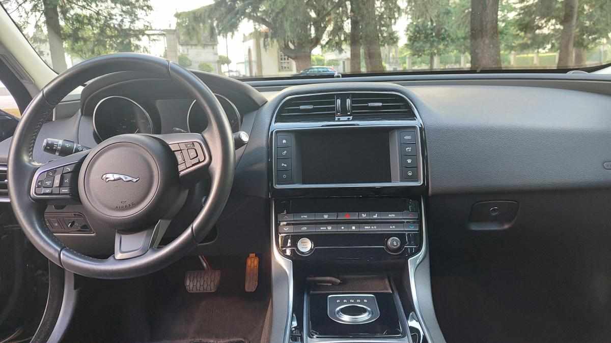 jaguar-xe-20d-2017-diesel-1999cc