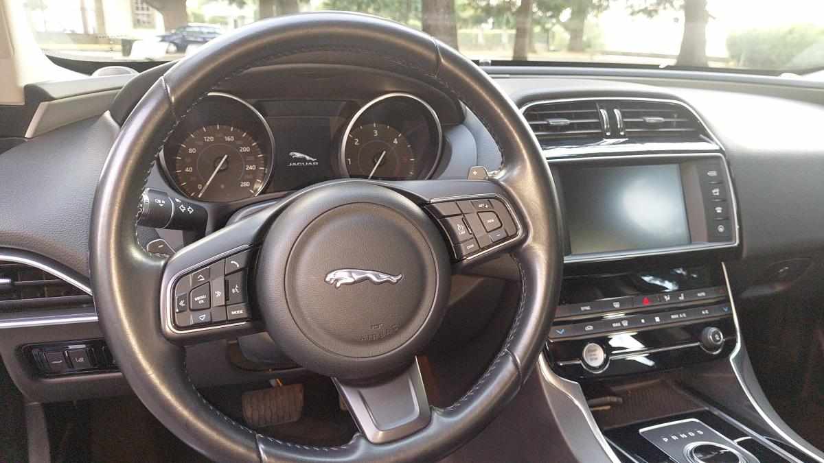 jaguar-xe-20d-2017-diesel-1999cc