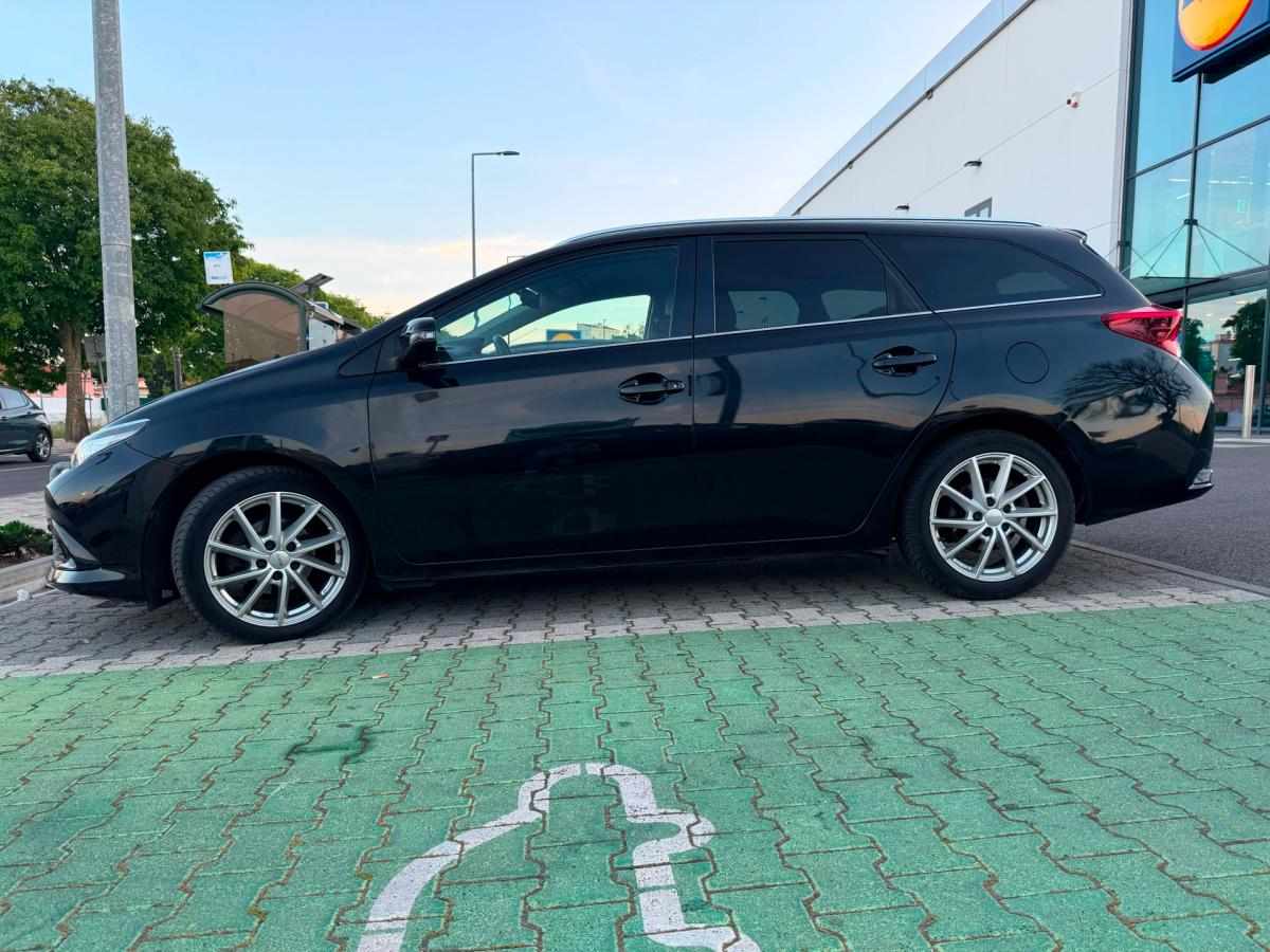 toyota-auris-1-2-turbo-2015-gasolina-1197cc
