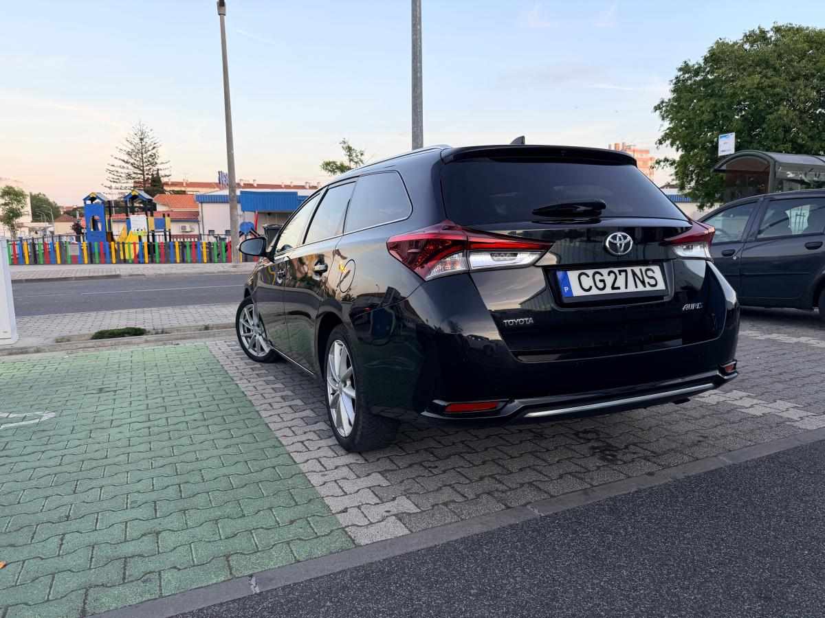 toyota-auris-1-2-turbo-2015-gasolina-1197cc