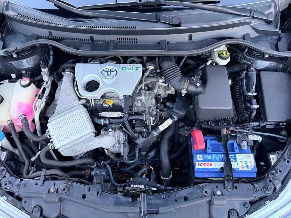 toyota-auris-1-2-turbo-2015-gasolina-1197cc