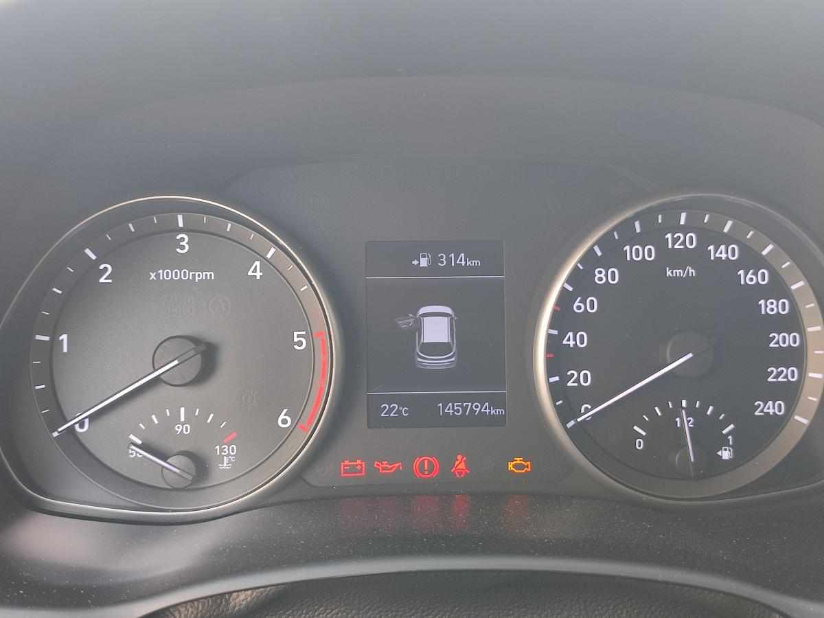 hyundai-i30-1-6-crdi-2017-diesel-1582cc
