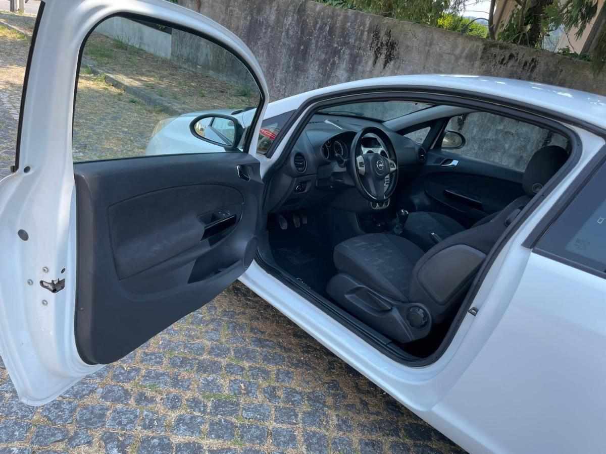 opel-corsa-1-3-cdti-2011-diesel-1248cc