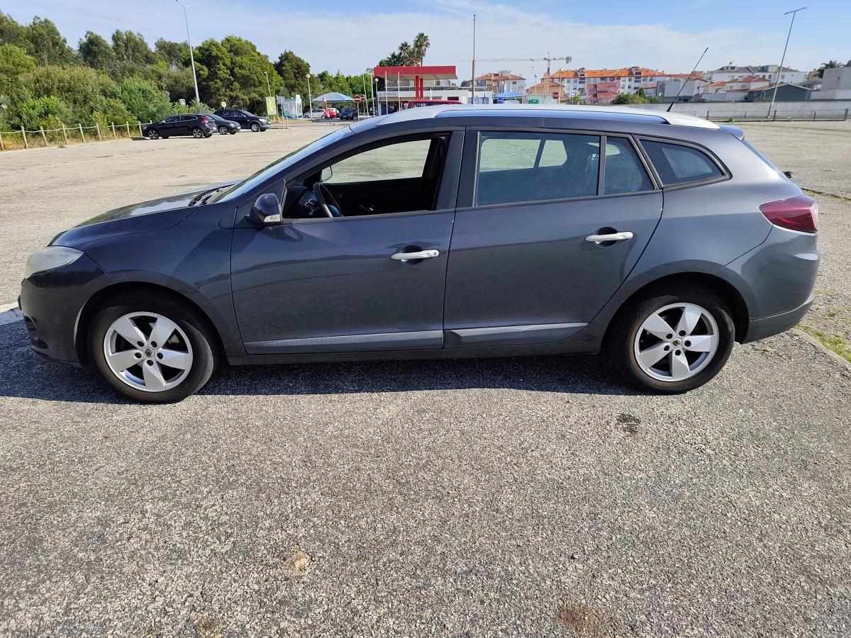 renault-megane-1-5-dci-2010-diesel-1461cc