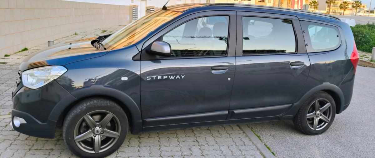 dacia-lodgy-1-5-116cv-2021-diesel-1461cc