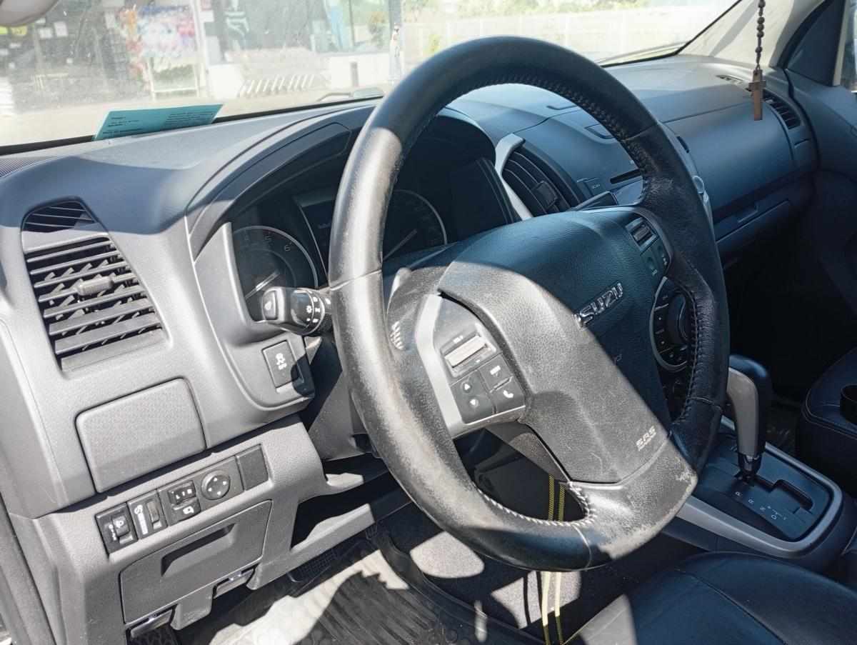 isuzu-d-max-2-5-4x4-2015-diesel-2499cc