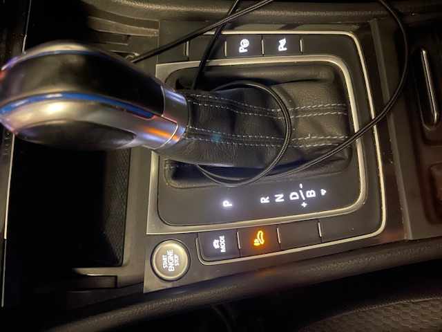 volkswagen-golf-35-8-kwh-2019-eletrico