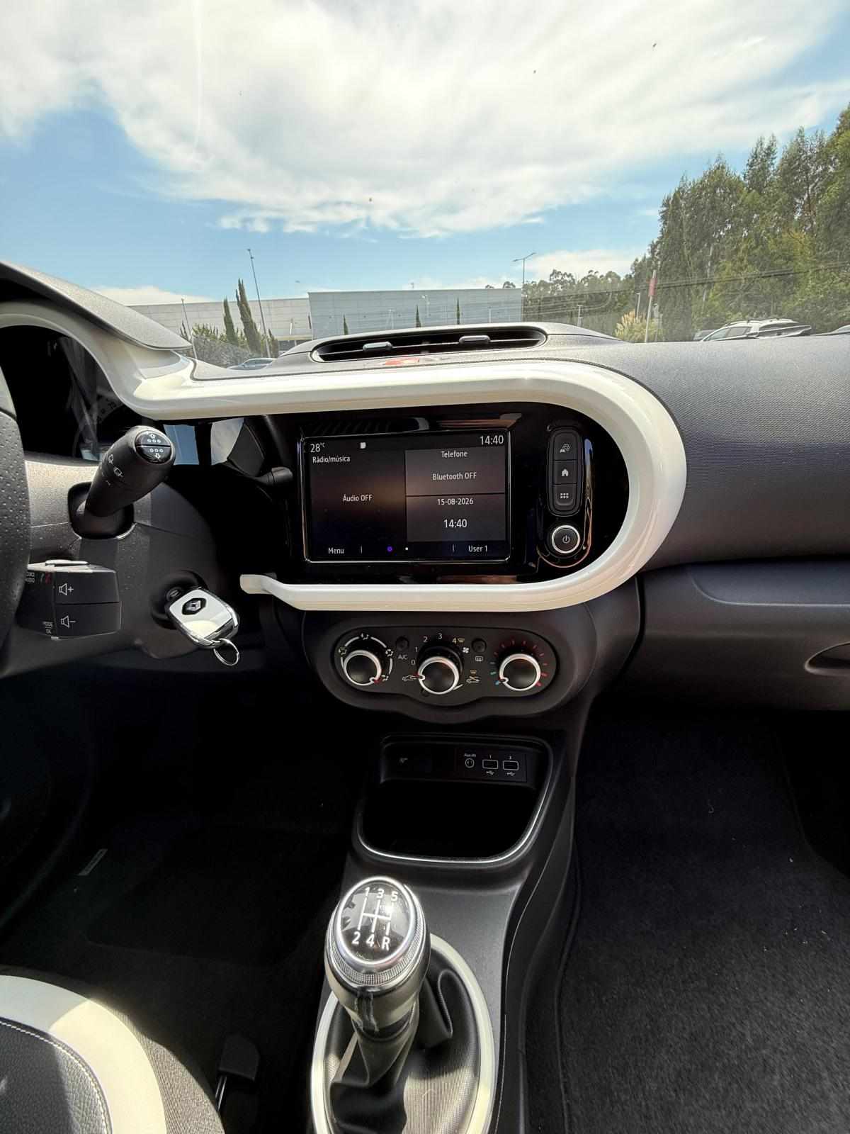 renault-twingo-1-0-sce-2020-gasolina-999cc