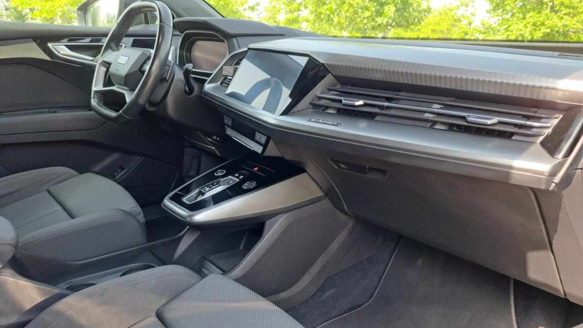 audi-q4-e-tron-40-e-tron-2021-eletrico