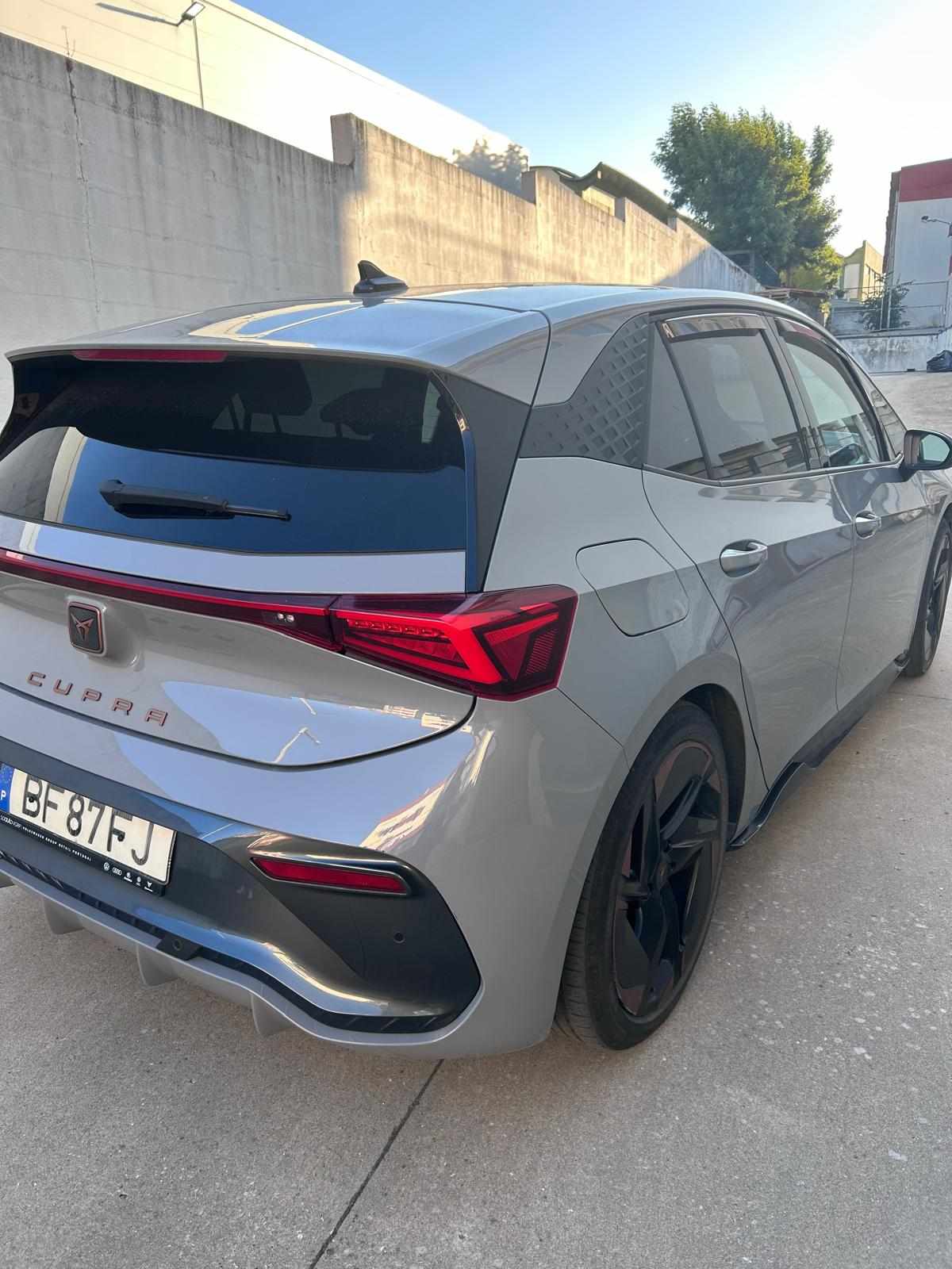 cupra-born-58-kwh-2023-eletrico