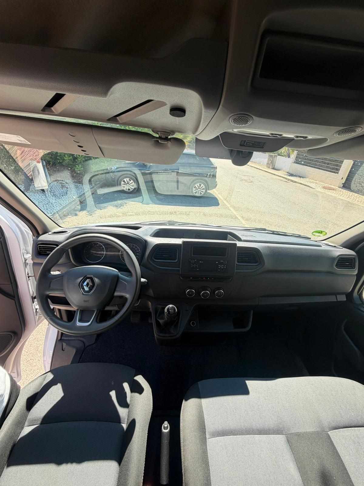 renault-master-2-3-dci-2023-diesel-2298cc