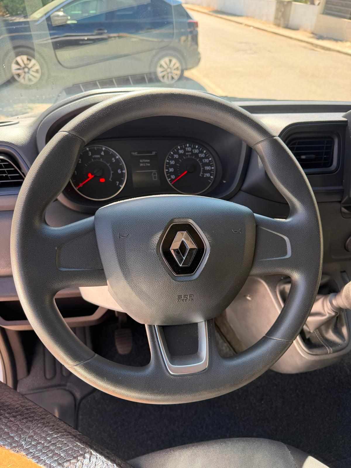 renault-master-2-3-dci-2023-diesel-2298cc
