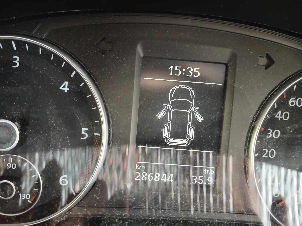 volkswagen-sharan-2-0-tdi-2017-diesel-1968cc