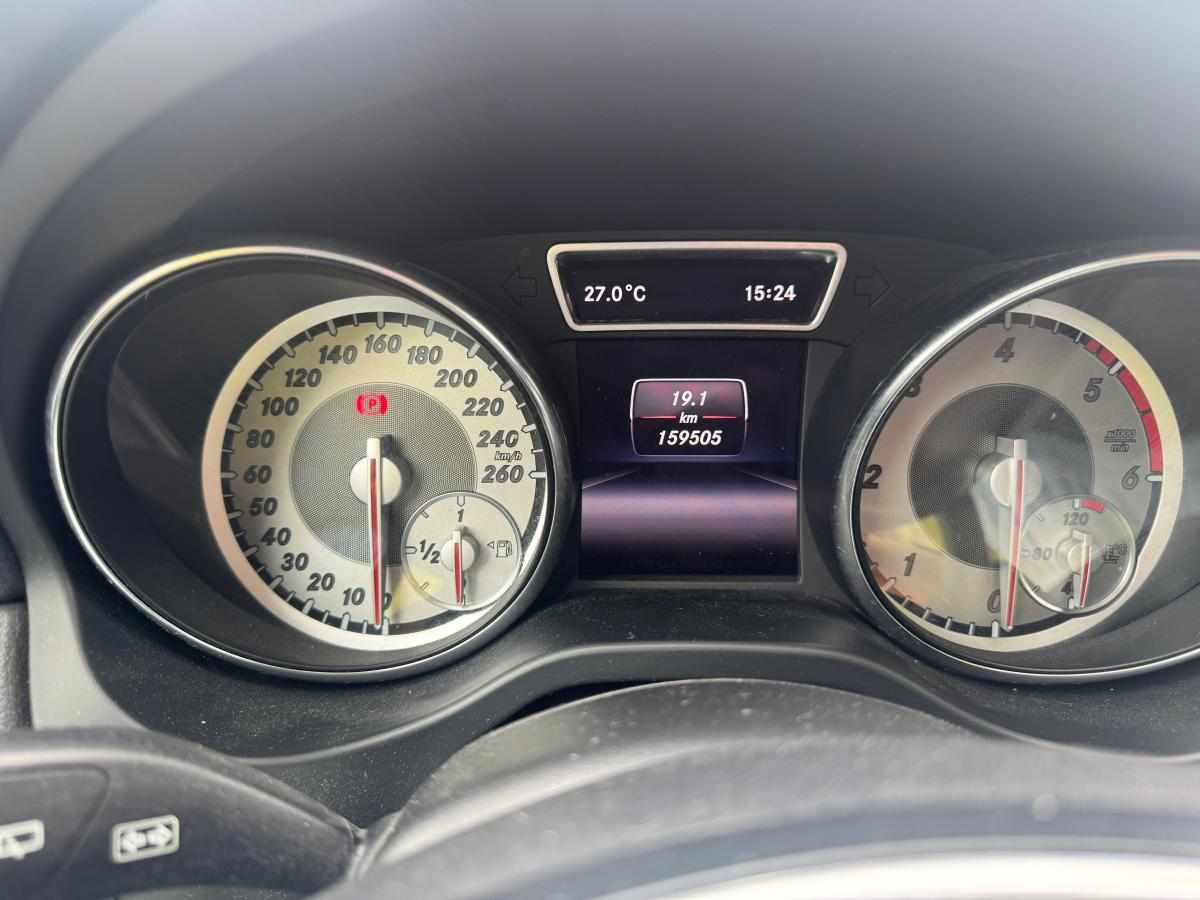 mercedes-benz-gla-180-cdi-2015-diesel-1461cc