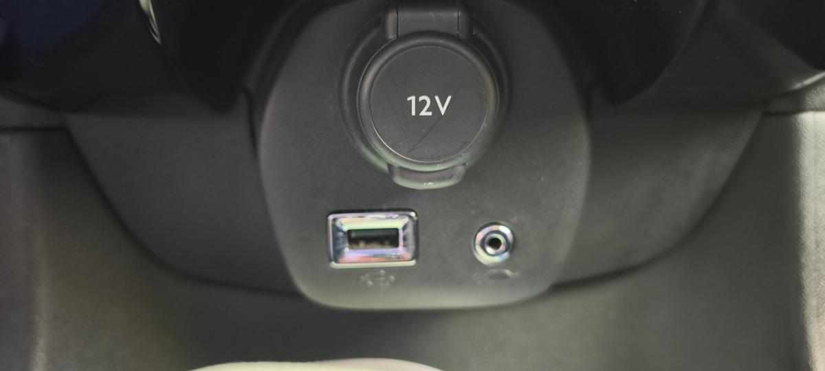 peugeot-108-1-2-vti-2014-gasolina-1199cc