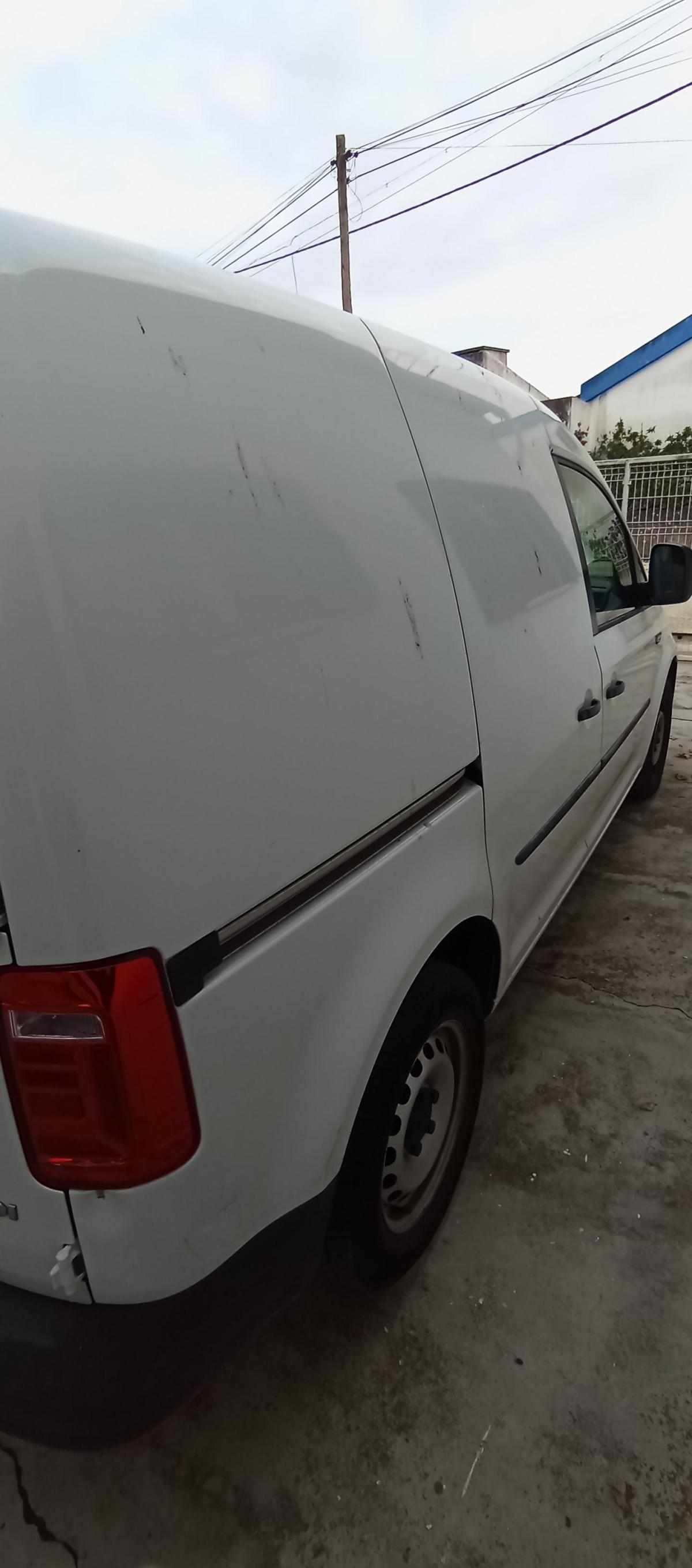 volkswagen-caddy-2-0-75cv-2017-diesel-1968cc