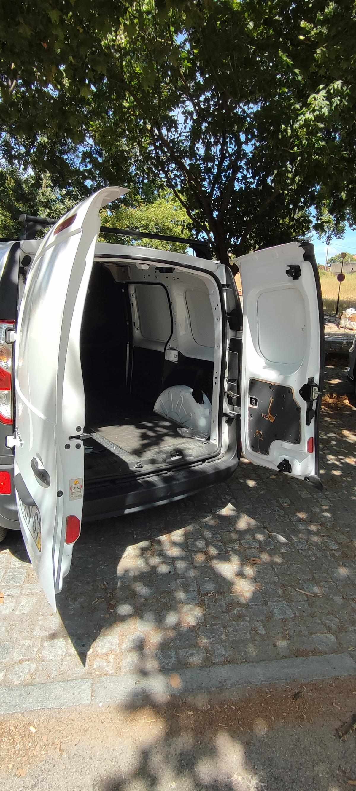 renault-kangoo-1-5-dci-2014-diesel-1461cc