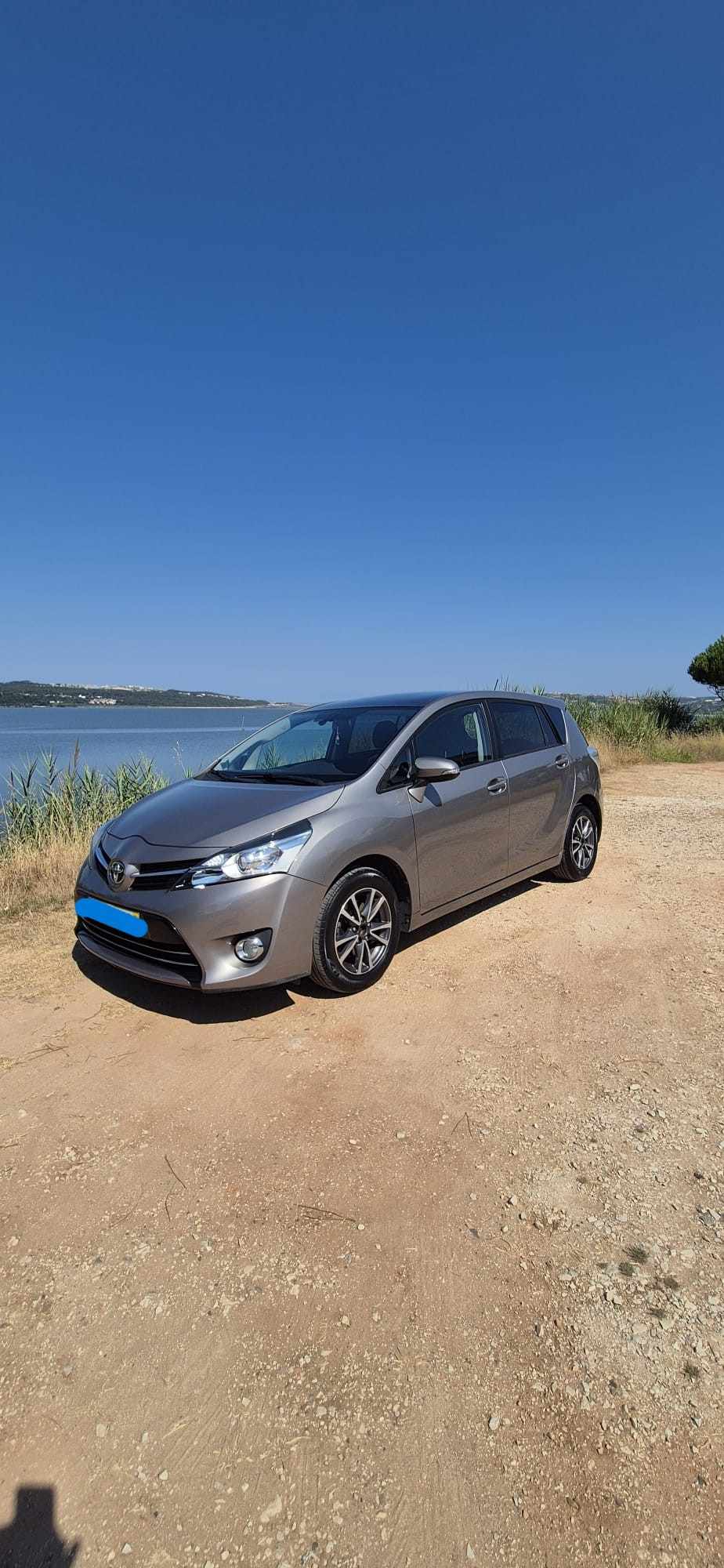 toyota-verso-1-6-2014-diesel-1598cc