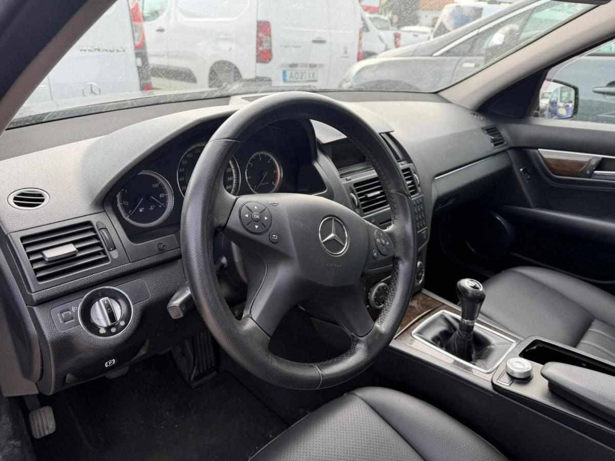 mercedes-benz-classe-c-c-200-cdi-2008-diesel-2148cc