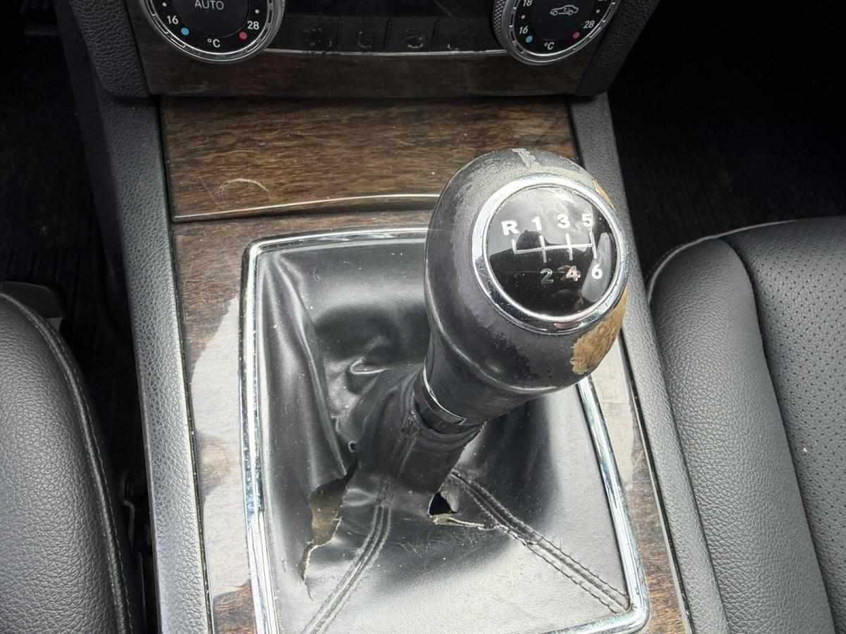 mercedes-benz-classe-c-c-200-cdi-2008-diesel-2148cc