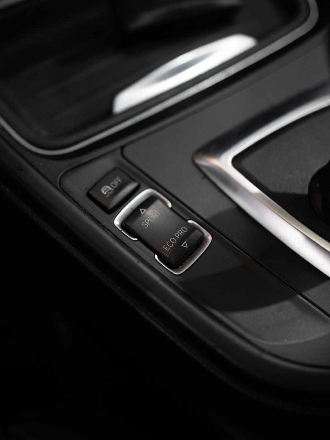 bmw-serie-3-320d-2014-diesel-1995cc