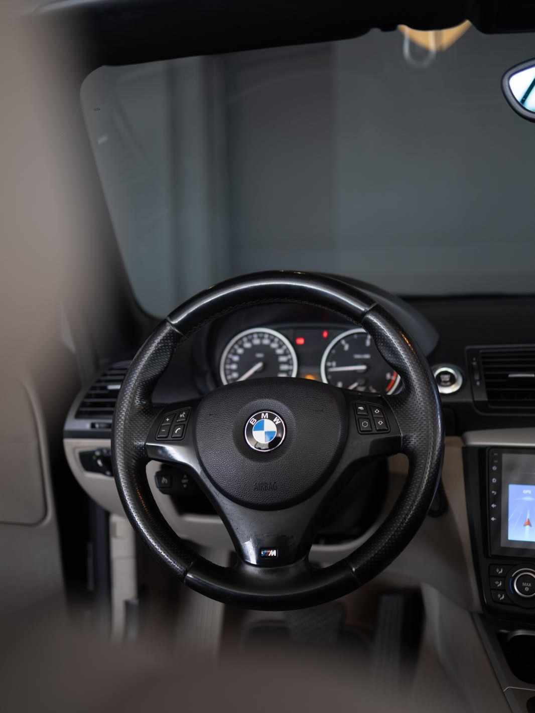 bmw-serie-1-120d-2008-diesel-1995cc