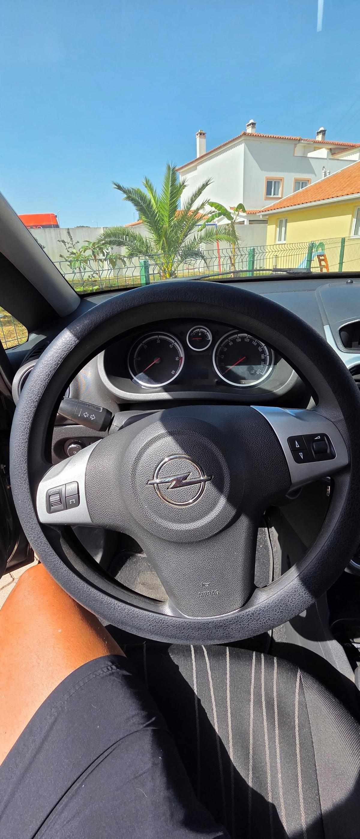 opel-corsa-1-3-cdti-2010-diesel-1248cc