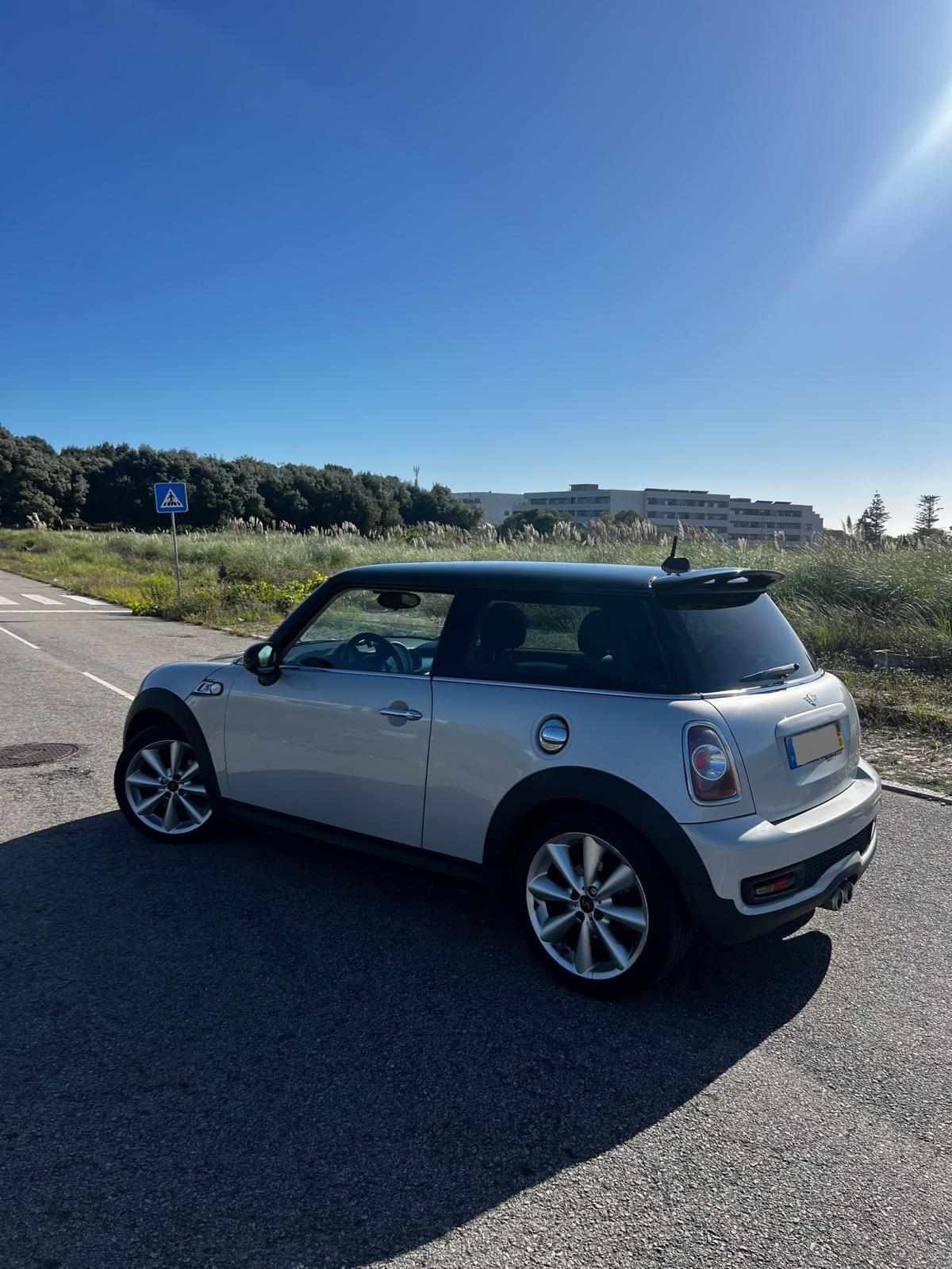 mini-cooper-s-2011-diesel-2000cc