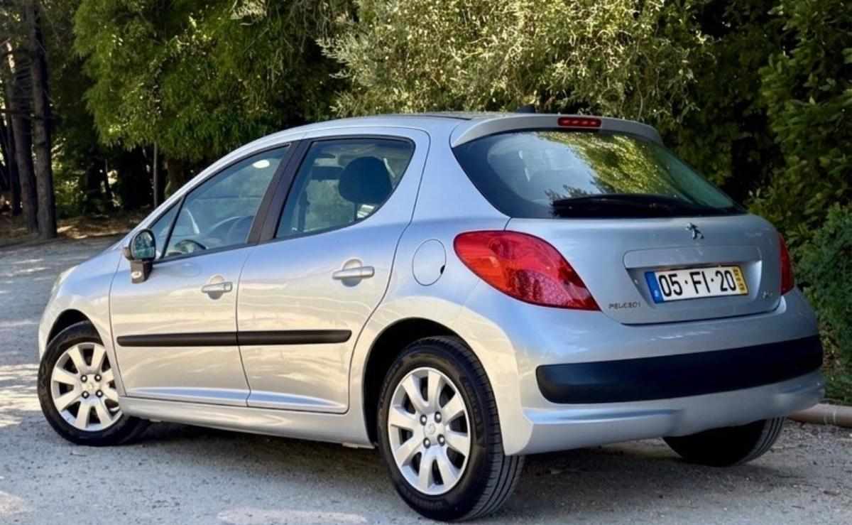peugeot-207-1-4-hdi-2008-diesel-1398cc