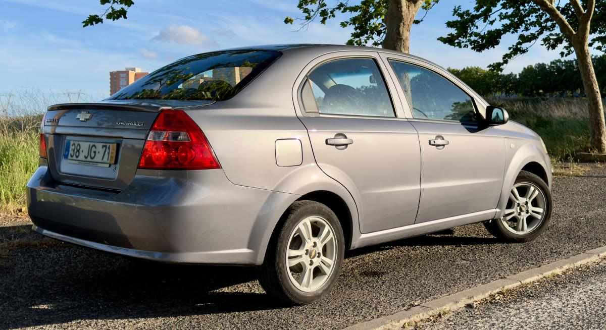 chevrolet-aveo-1-2-2010-gasolina-1206cc