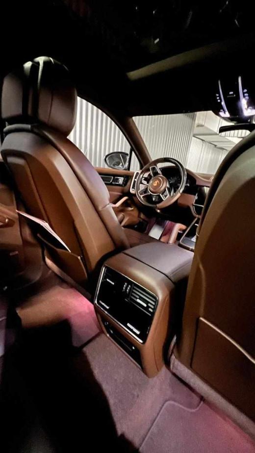 porsche-cayenne-e-hybrid-2023-gasolina-2995cc