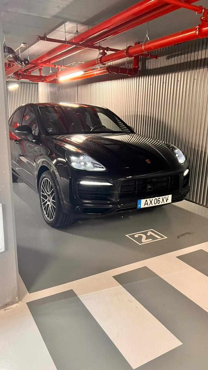 porsche-cayenne-e-hybrid-2023-gasolina-2995cc