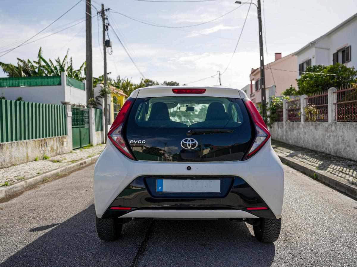 toyota-aygo-1-0-vvt-i-2020-gasolina-998cc