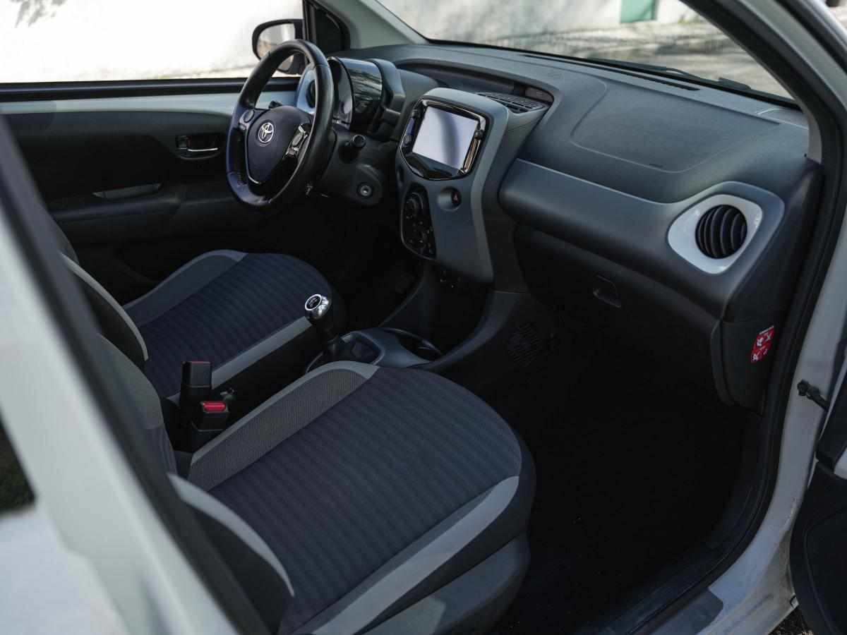 toyota-aygo-1-0-vvt-i-2020-gasolina-998cc
