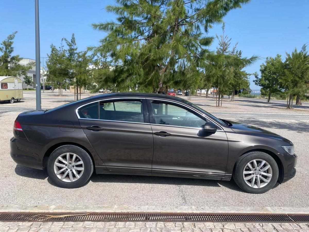 volkswagen-passat-1-6-tdi-bluemotion-2016-diesel-1598cc