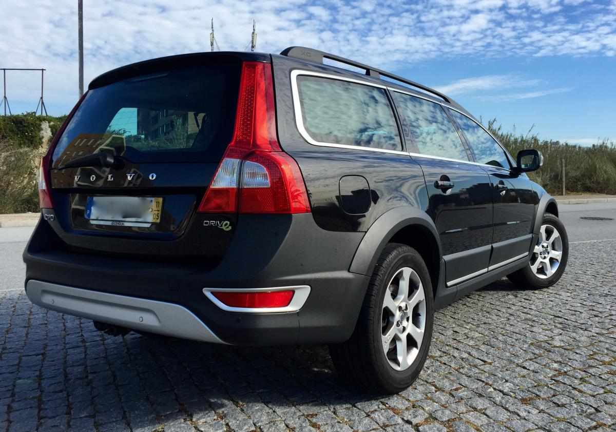 volvo-xc70-2-0-d3-2011-diesel-1984cc