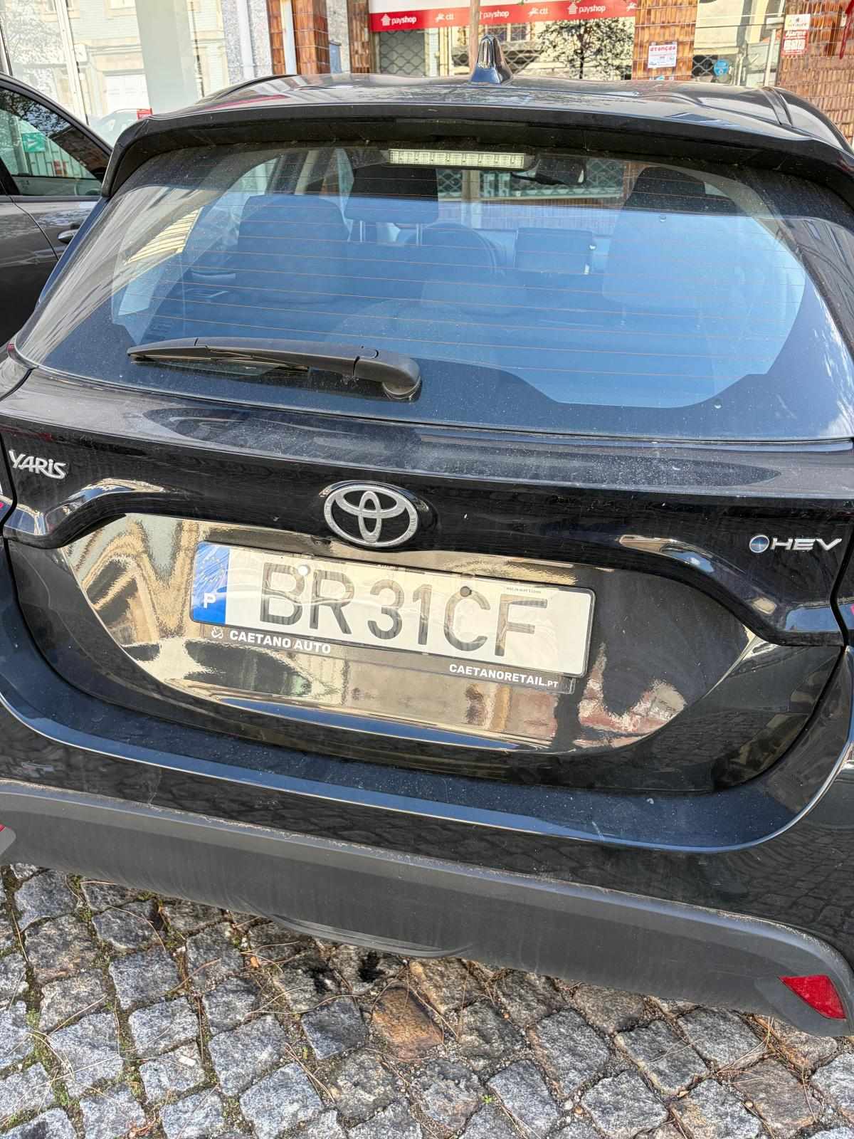 toyota-yaris-1-5-full-hybrid-2025-gasolina-1490cc