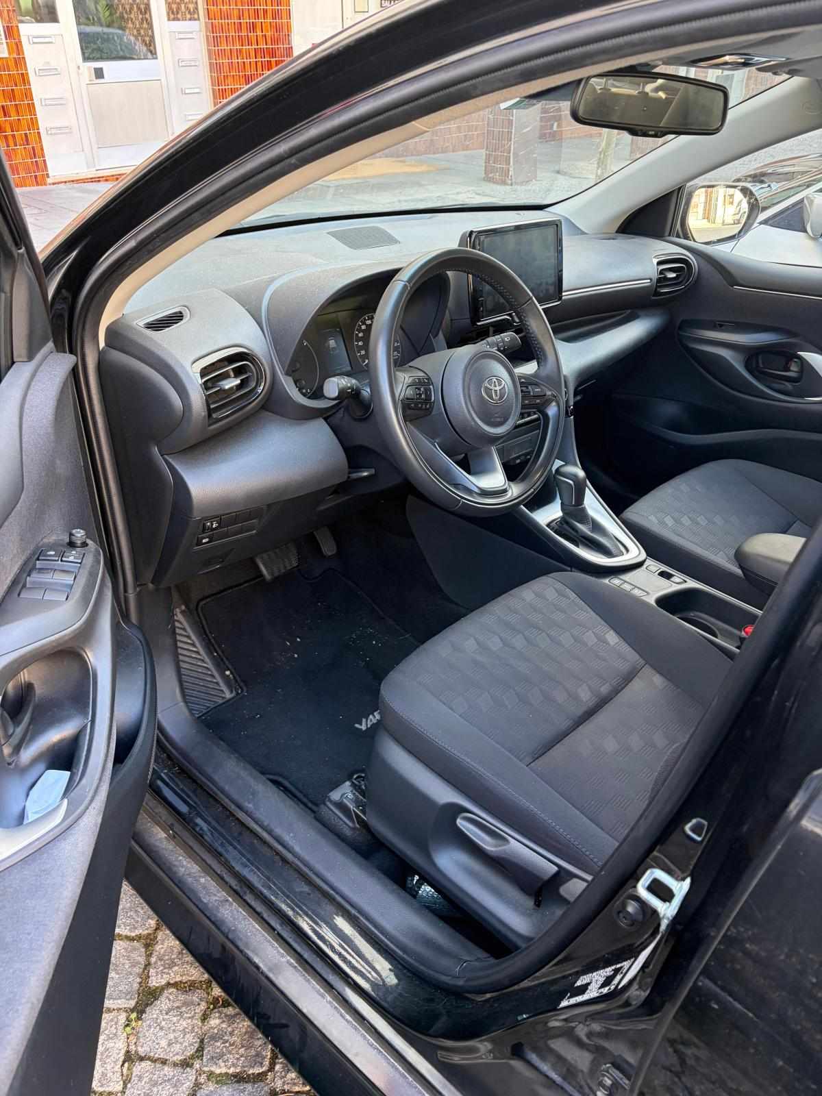 toyota-yaris-1-5-full-hybrid-2025-gasolina-1490cc