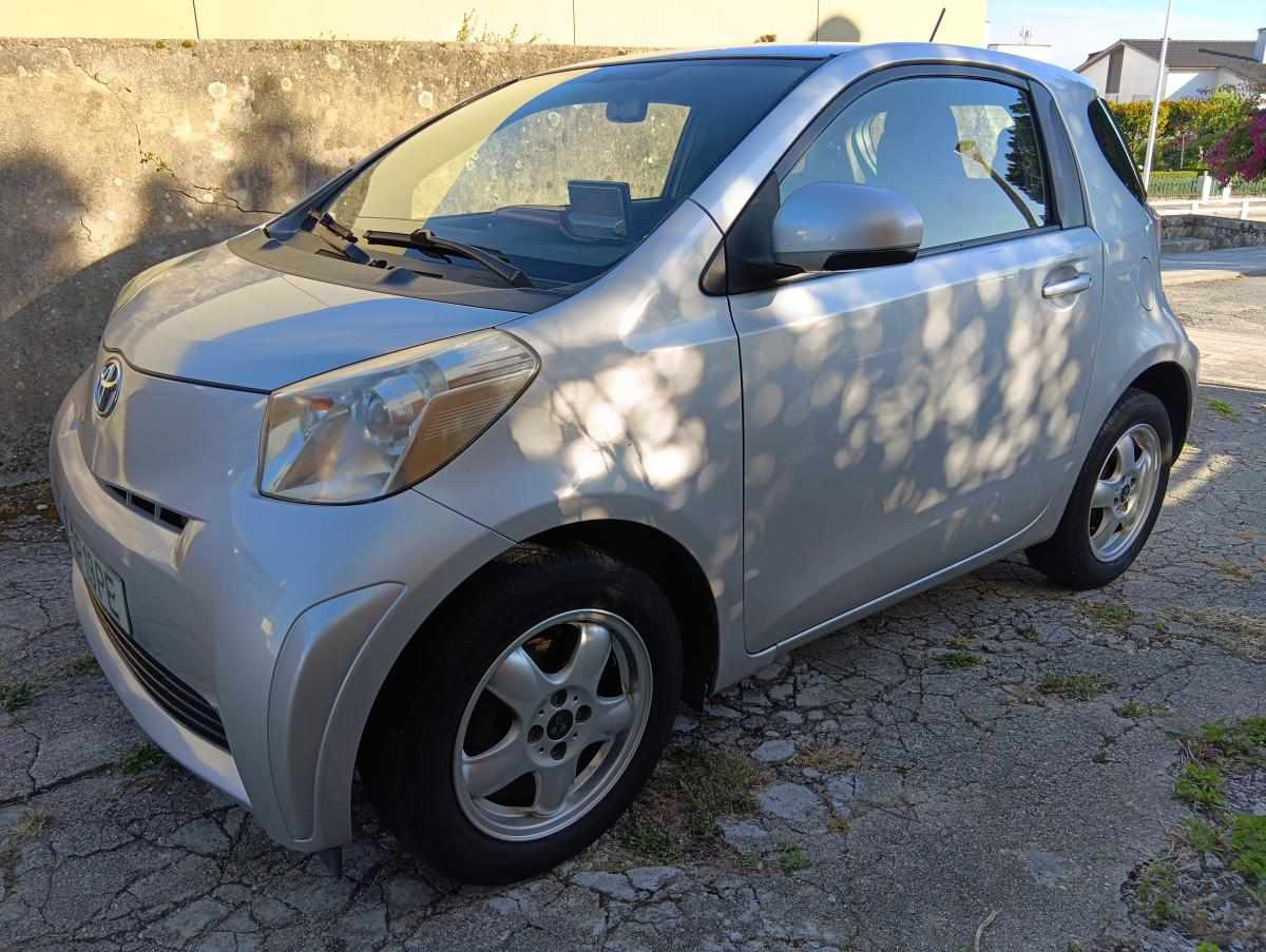 toyota-iq-1-0-vvt-i-2011-gasolina-998cc