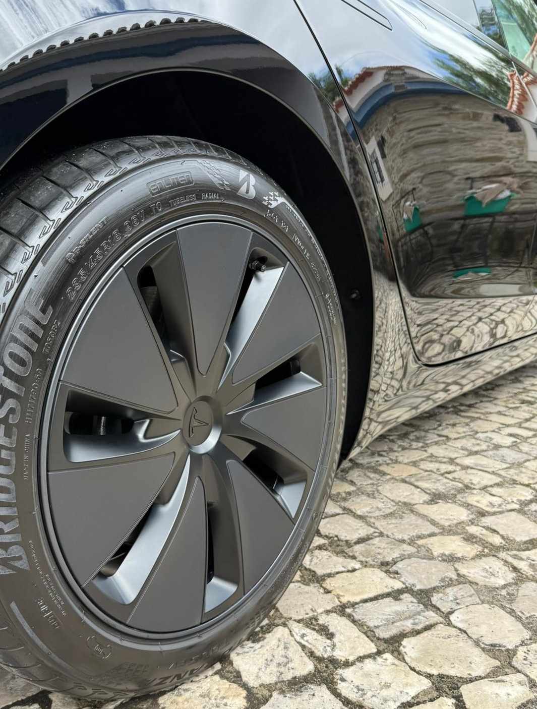 tesla-model-3-60-kwh-standard-range-2025-eletrico