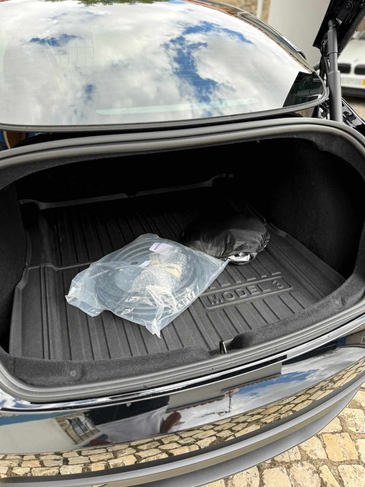 tesla-model-3-60-kwh-standard-range-2025-eletrico