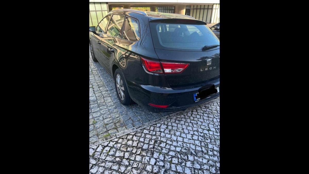 seat-leon-1-6-tdi-2018-diesel-1598cc